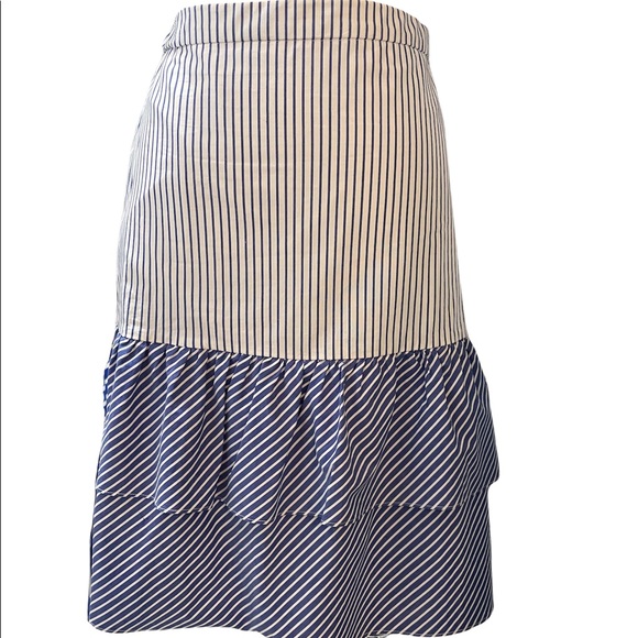 J. Crew Dresses & Skirts - J. Crew Cream White & Blue Stripe Skirt (Size 10).